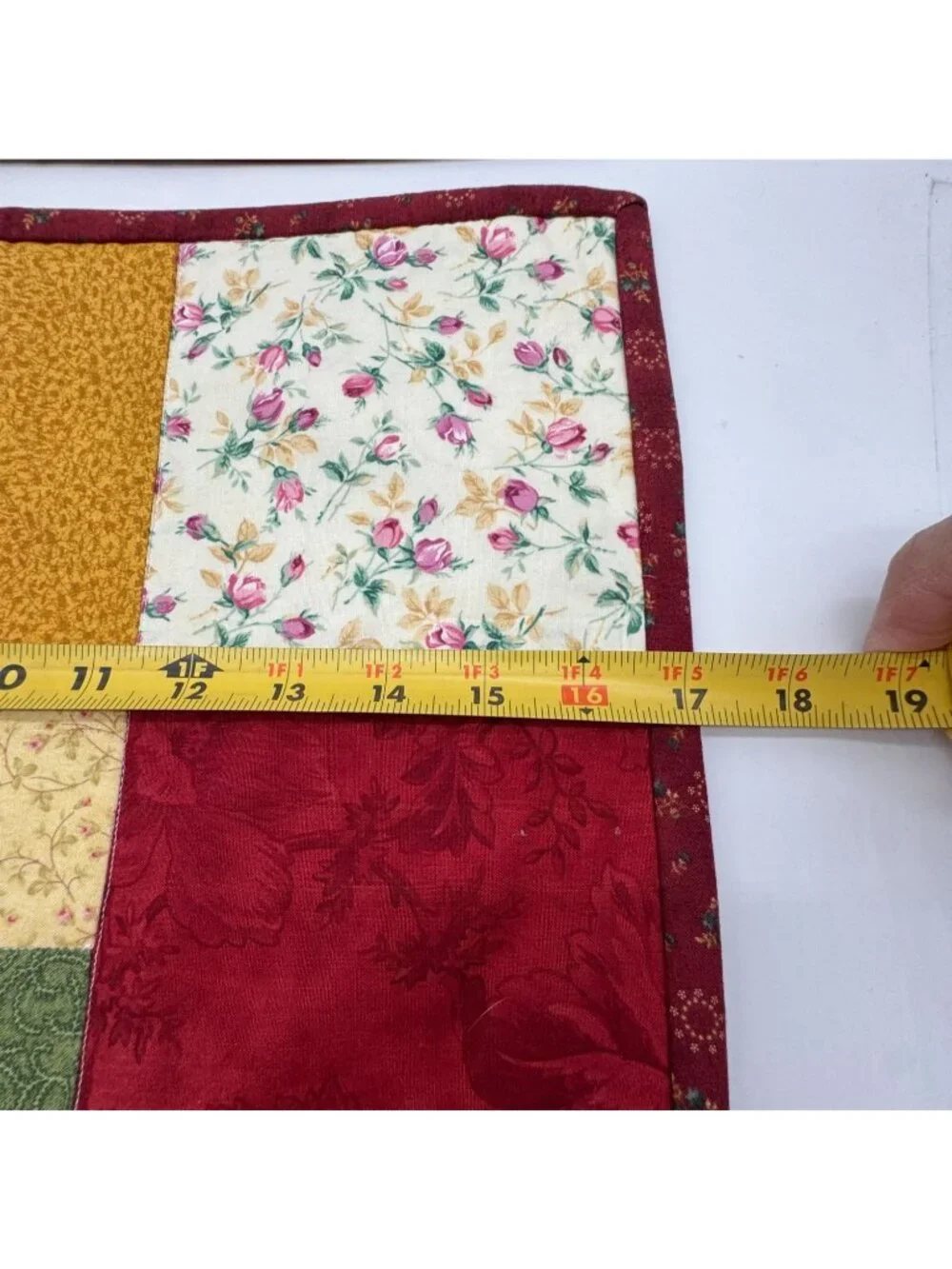 Lot Of 4 Vintage Handmade Patchwork Floral Quilted Placemats Cottage Table Decor
